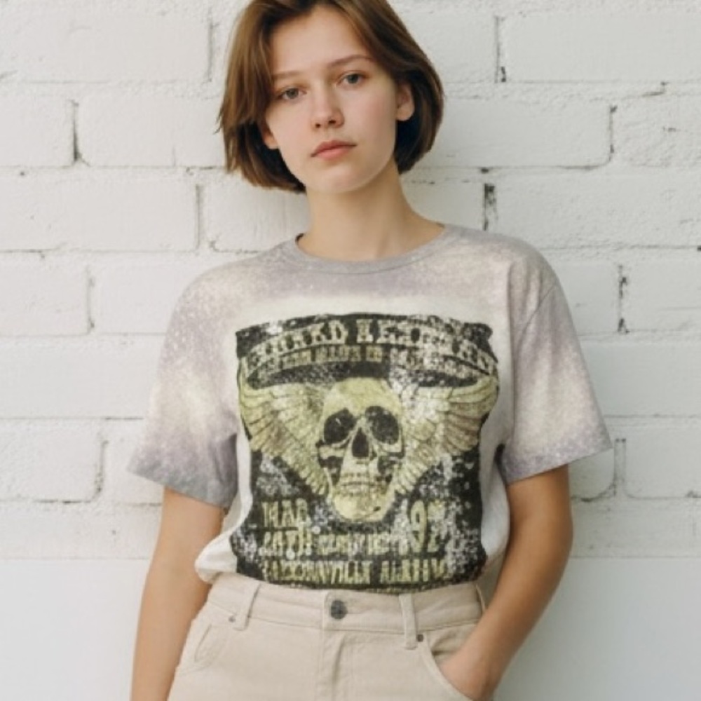 Lynyrd Skynyrd NEW Grey White Bleached Band Tee Skull Graphic Rock TShirt S M XL